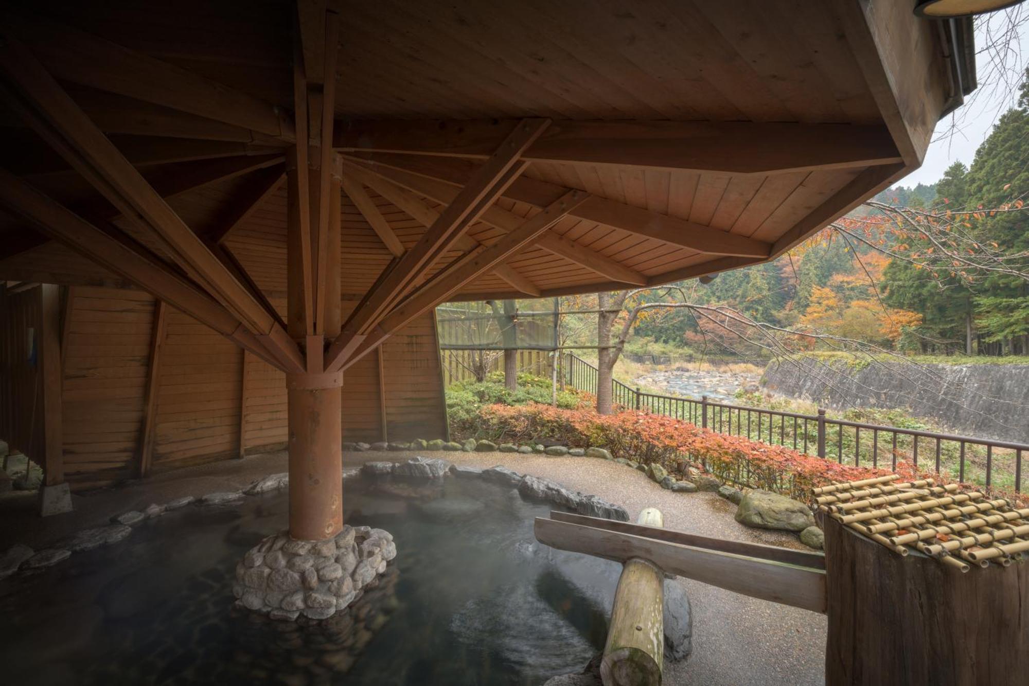 Harumiya Ryokan Fukushima  Exterior photo